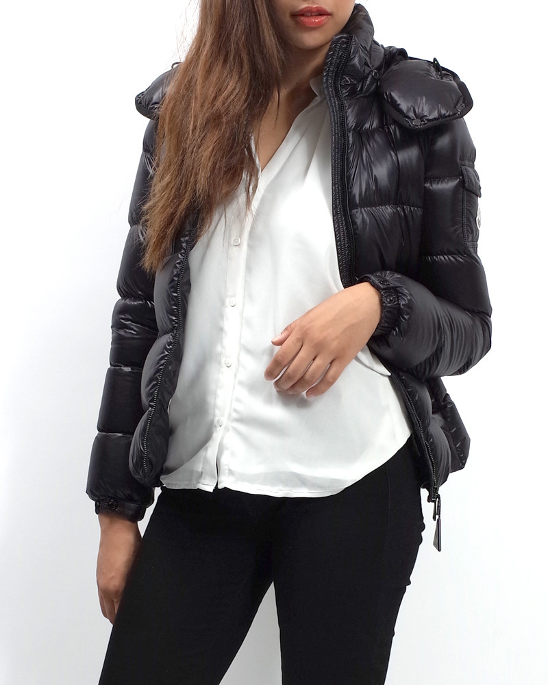 BERRE ベール ブラック | MONCLER(モンクレール)ダウン専門通販 ...